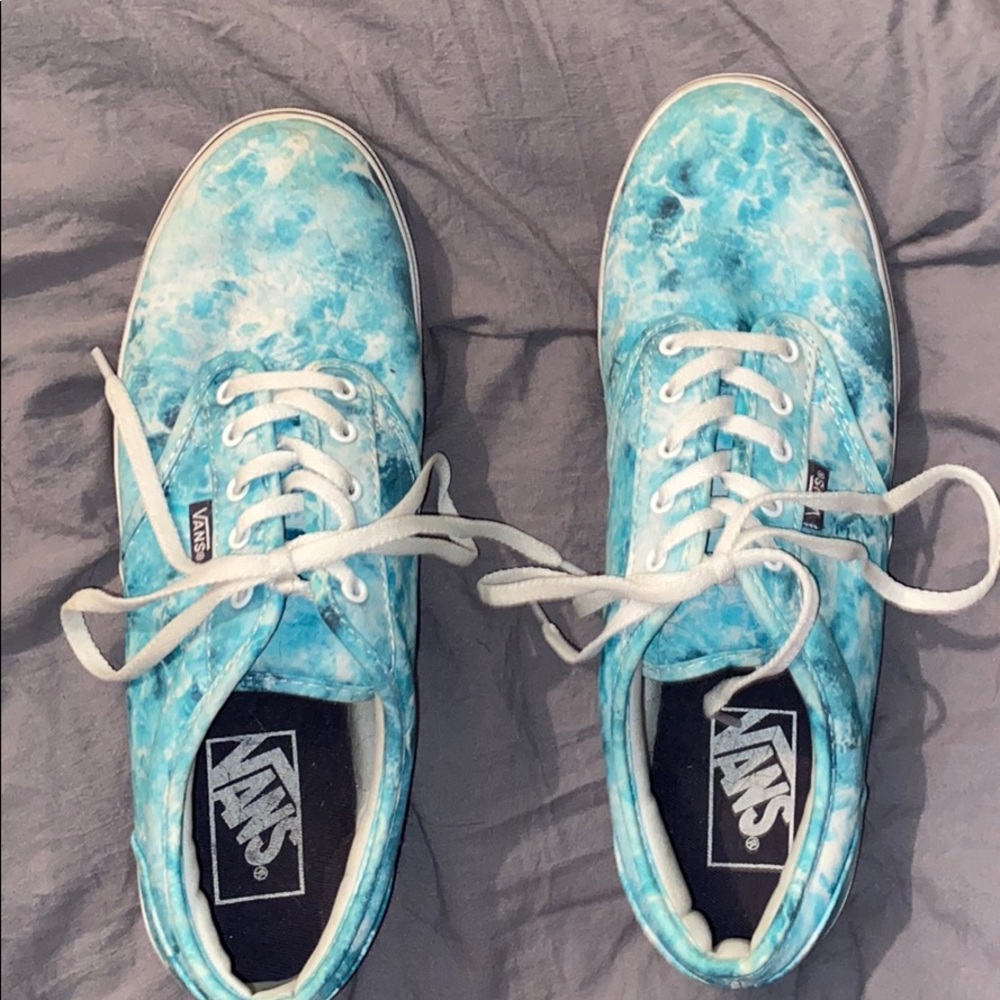 Size 8 vans